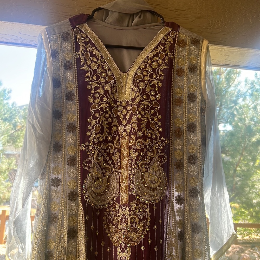 Kameez salwar / party wear / chiffon . Can be worn at any occasion